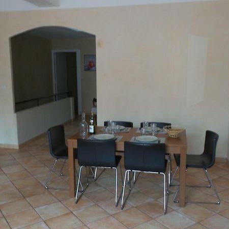 spacieux logement face à la Cité Médievale Carcassonne Exterior foto