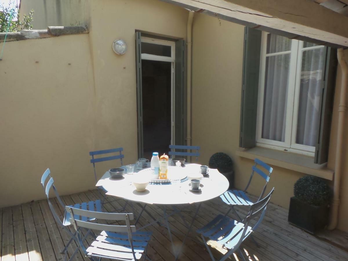 spacieux logement face à la Cité Médievale Carcassonne Exterior foto